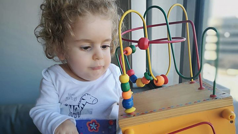 Ο Παναγιώτης-Ραφαήλ επέστρεψε και «Μένει Σπίτι»